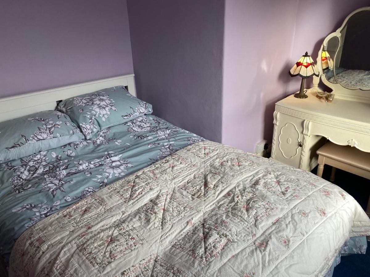 Grace Stays Ellesmere Port Exterior foto